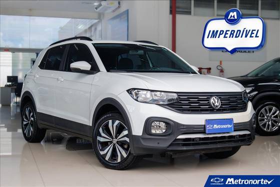 VOLKSWAGEN T-CROSS 1.0 200 TSI TOTAL FLEX AUTOMÁTICO VOLKSWAGEN T-CROSS 1.0 200 TSI TOTAL FLEX AUTOMÁTICO